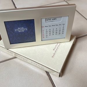 Lot of 25 photo/calendar party favor